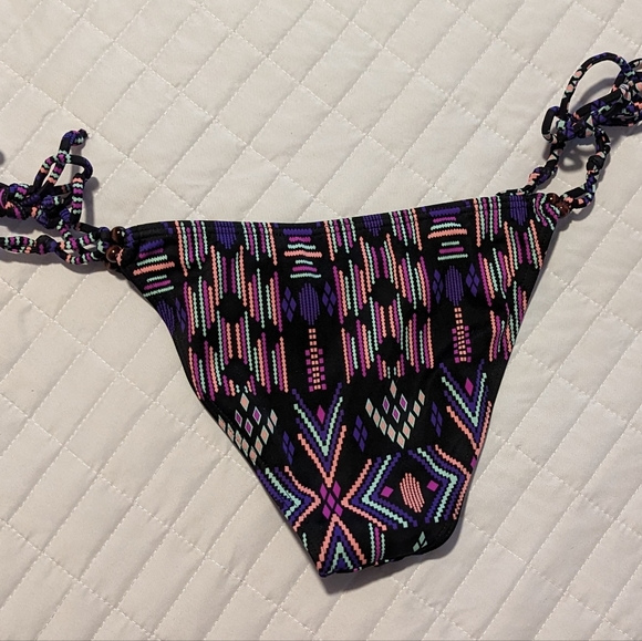 Xhilaration Cheeky Swim Bottom L - Picture 3 of 3